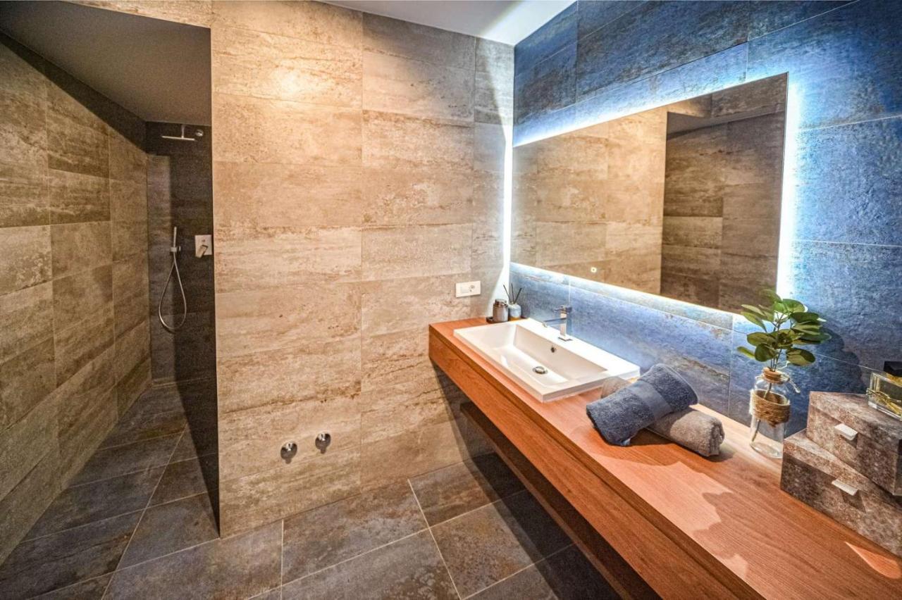 Cube Residence Kaštela Buitenkant foto
